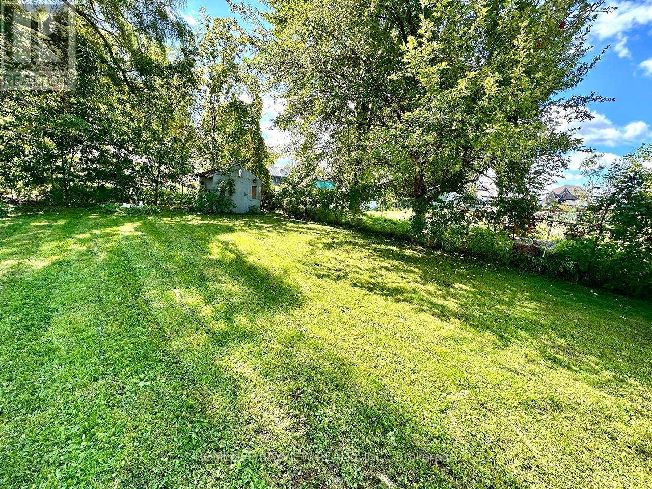 1119 POPLAR DRIVE - 17