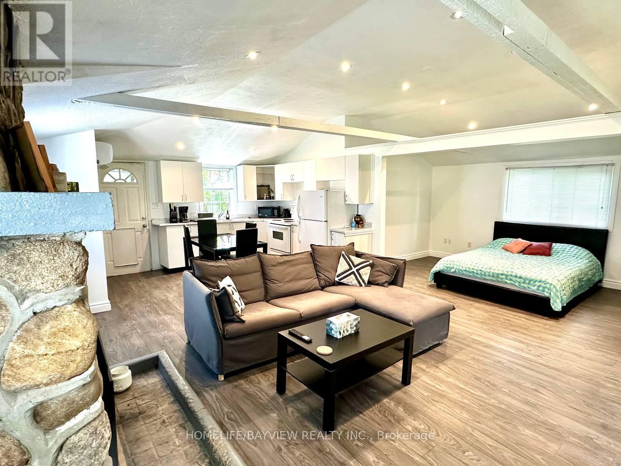 1119 POPLAR DRIVE - 7
