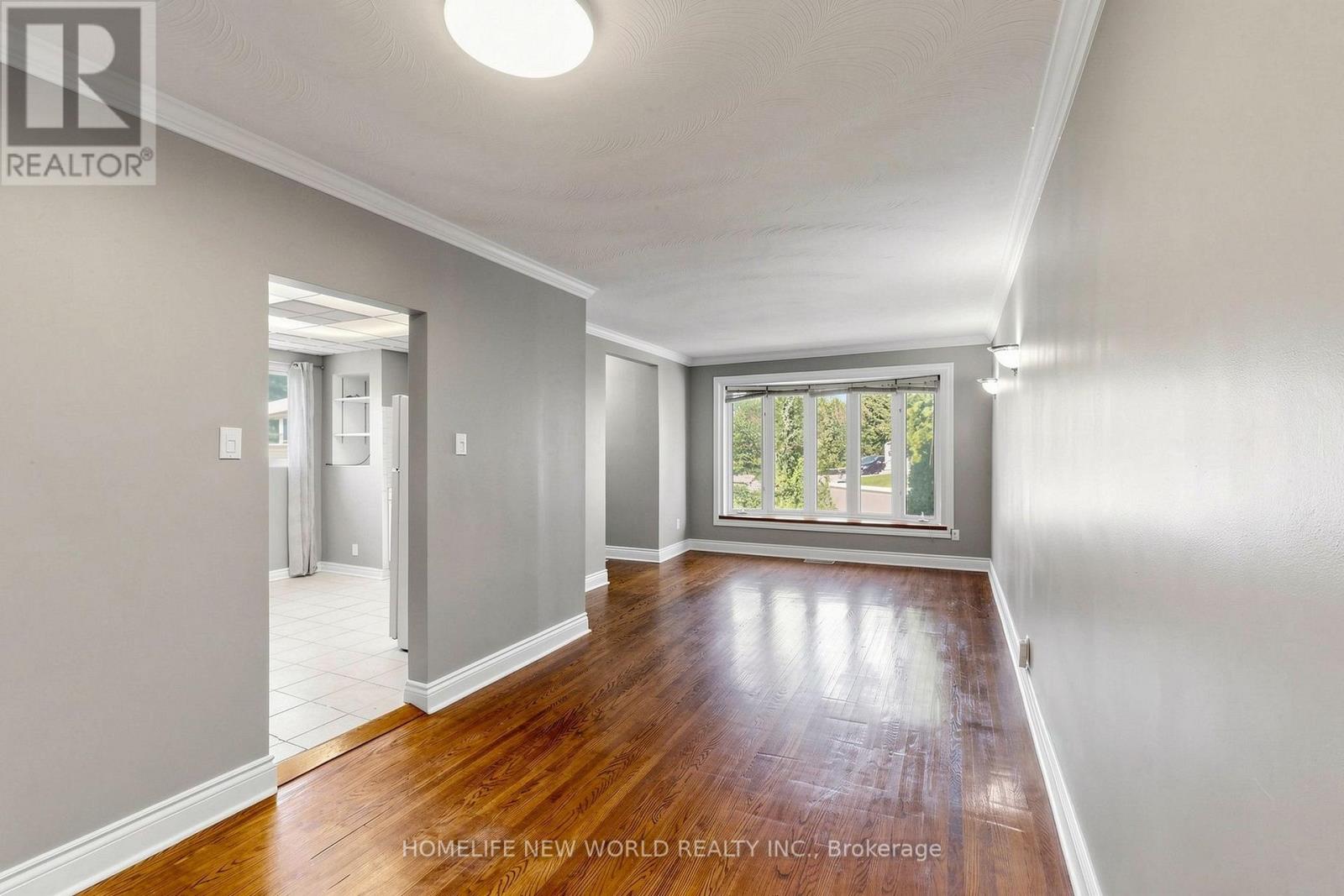 65 WALTER AVENUE, Newmarket (Bristol-London) — photo 5