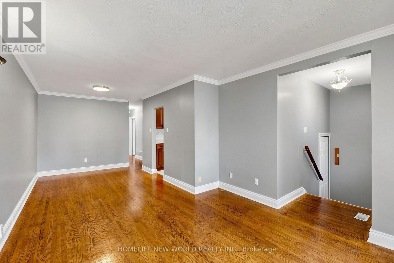 65 WALTER AVENUE - 6