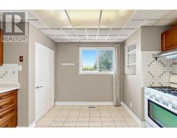 65 Walter Avenue, Newmarket, ON L3Y2T4 Photo 11