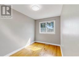 65 Walter Avenue, Newmarket, ON L3Y2T4 Photo 13