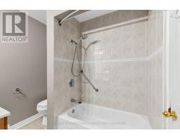 65 Walter Avenue, Newmarket, ON L3Y2T4 Photo 21