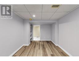65 Walter Avenue, Newmarket, ON L3Y2T4 Photo 34