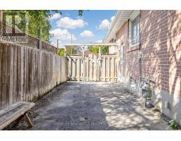 65 Walter Avenue, Newmarket, ON L3Y2T4 Photo 38