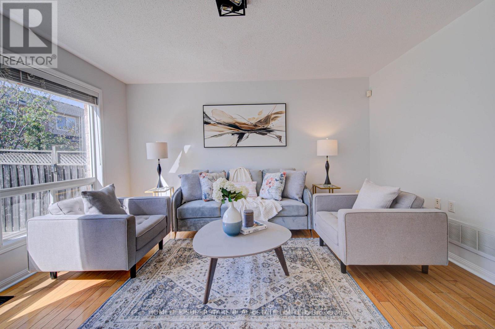 750 IRVING TERRACE, Milton (BE Beaty) — photo 9