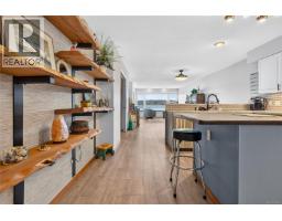 Kitchen - 3 553 Island Hwy N, Campbell River, BC V9W2B9 Photo 11