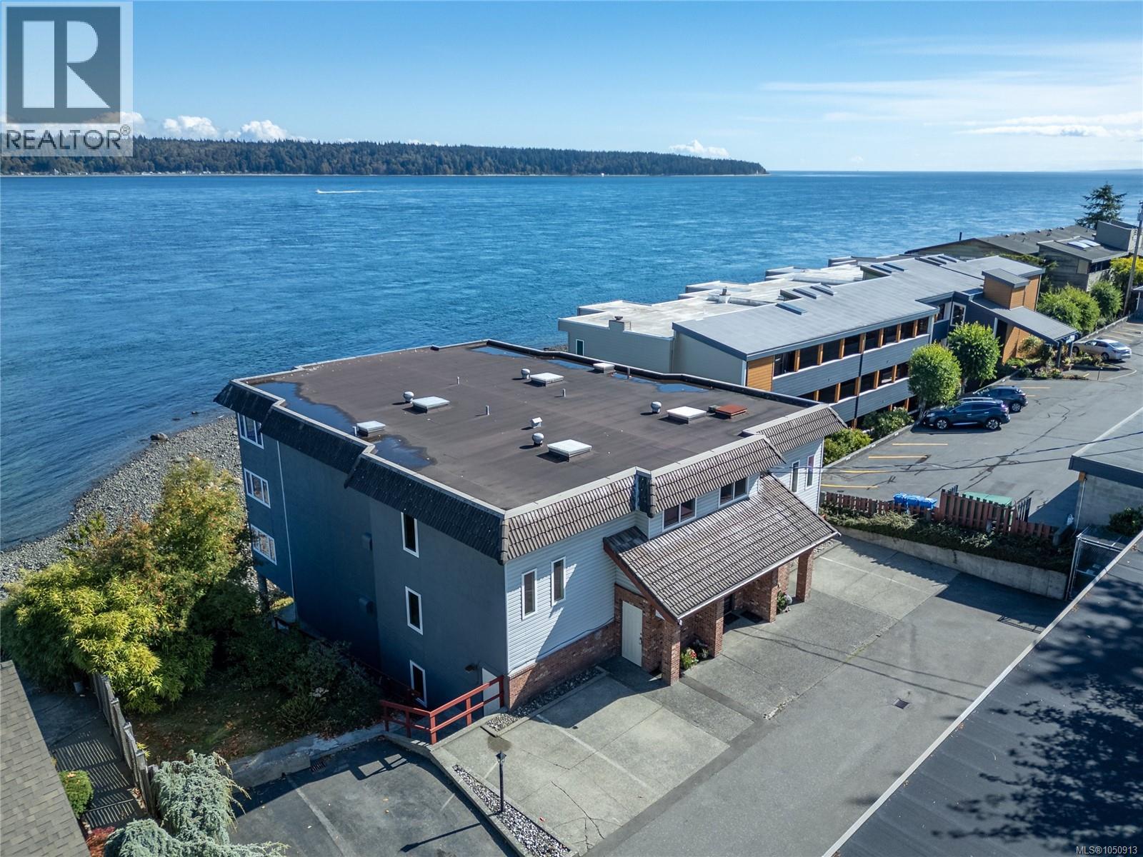#3 553 Island Hwy N - Image 81