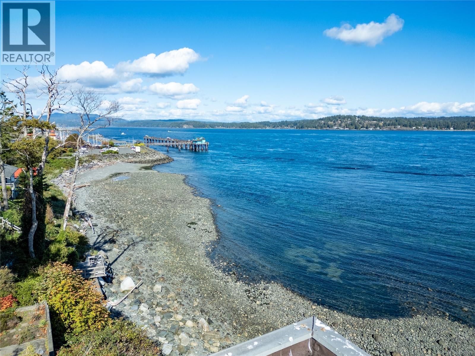 #3 553 Island Hwy N - 85