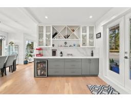 15472 Buena Vista Avenue, White Rock, BC V4B1Z1 Photo 11