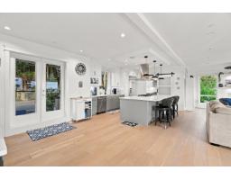 15472 Buena Vista Avenue, White Rock, BC V4B1Z1 Photo 7