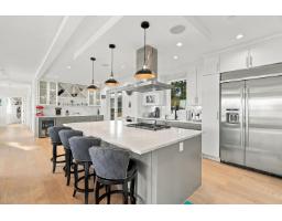15472 Buena Vista Avenue, White Rock, BC V4B1Z1 Photo 9