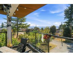 15472 Buena Vista Avenue, White Rock, BC V4B1Z1 Photo 15