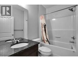 92 Masters Court SE - photo 5