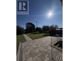 Upper 11 Ravenhill Crescent, Markham, ON L3S2V6 Photo 17