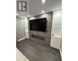 Upper 11 Ravenhill Crescent, Markham, ON L3S2V6 Photo 7