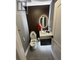 Upper 11 Ravenhill Crescent, Markham, ON L3S2V6 Photo 9