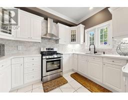 1 Trent Street, Aurora, ON L4G7E7 Photo 11