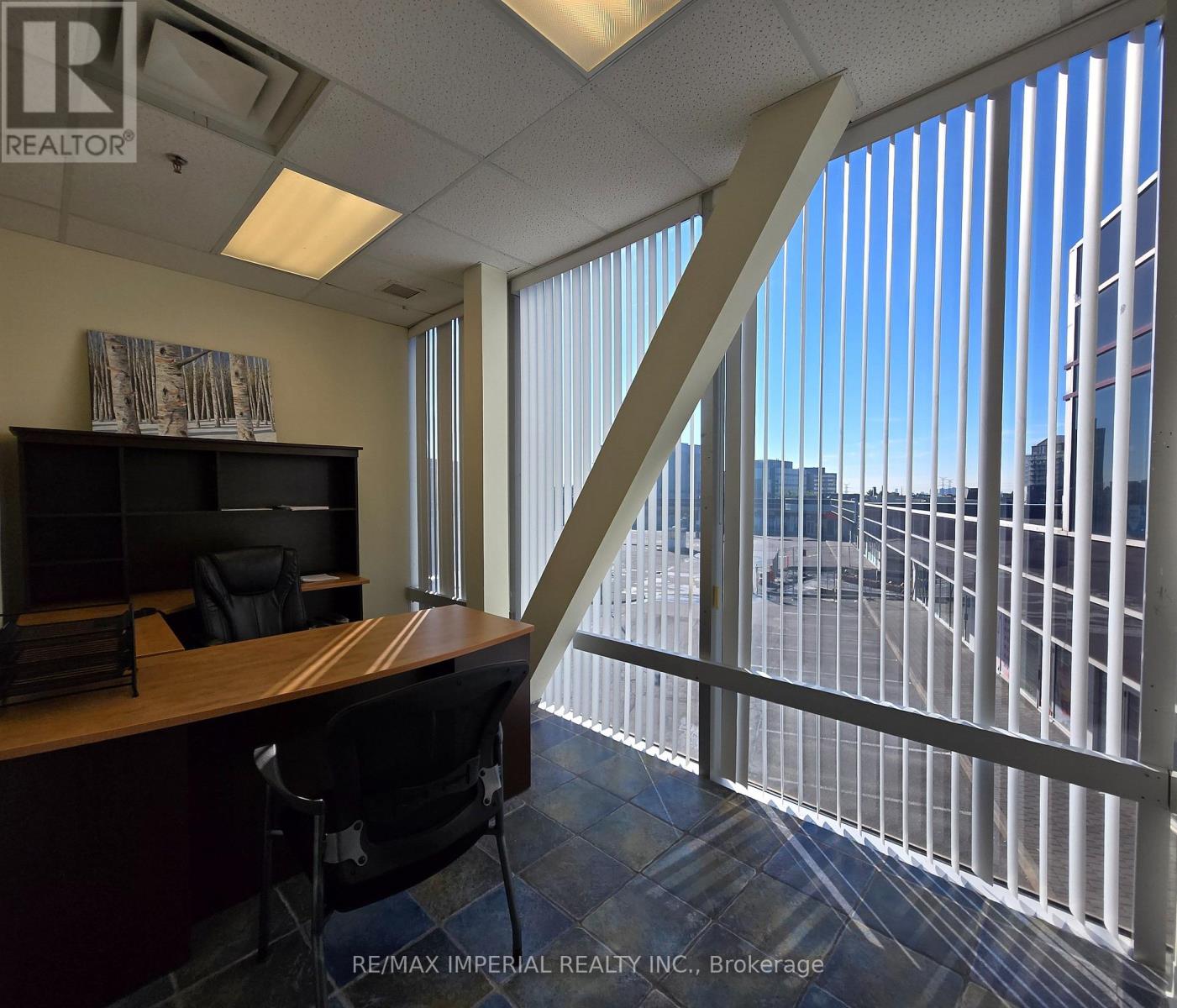 226-230 - 505 HIGHWAY 7 AVENUE E, Markham (Commerce Valley) — photo 3