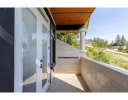 5579 136b Street, Surrey, BC V3X3P2 Photo 11