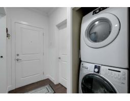 204 13897 Fraser Highway, Surrey, BC V3T0G8 Photo 14