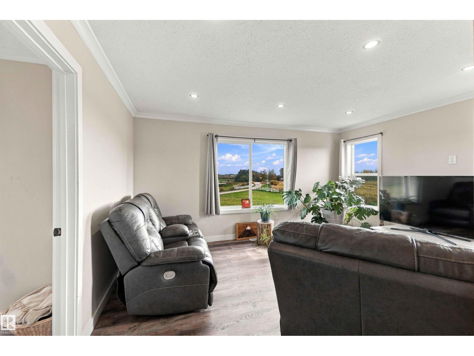 58302 Rge Rd 224 - 46
