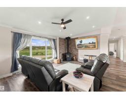 58302 Rge Rd 224, Rural Thorhild County, AB T0A1N6 Photo 27