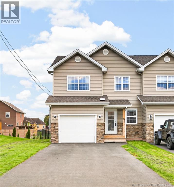 32 Rochefort Street - 1