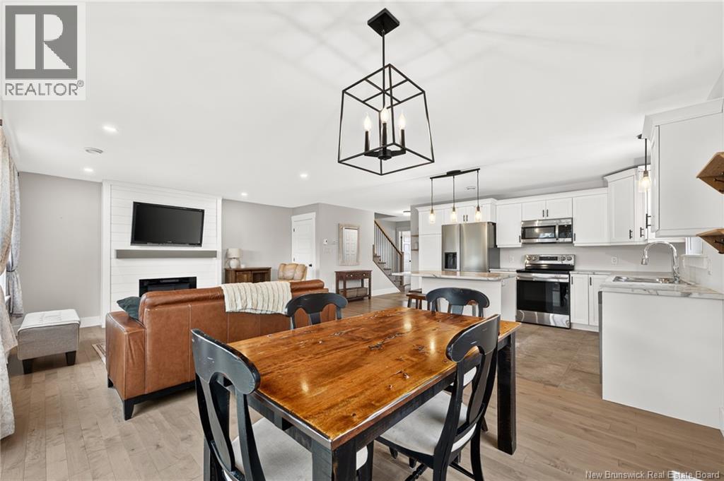 32 Rochefort Street - 17
