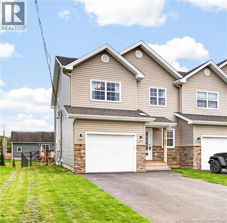 32 Rochefort Street - 40