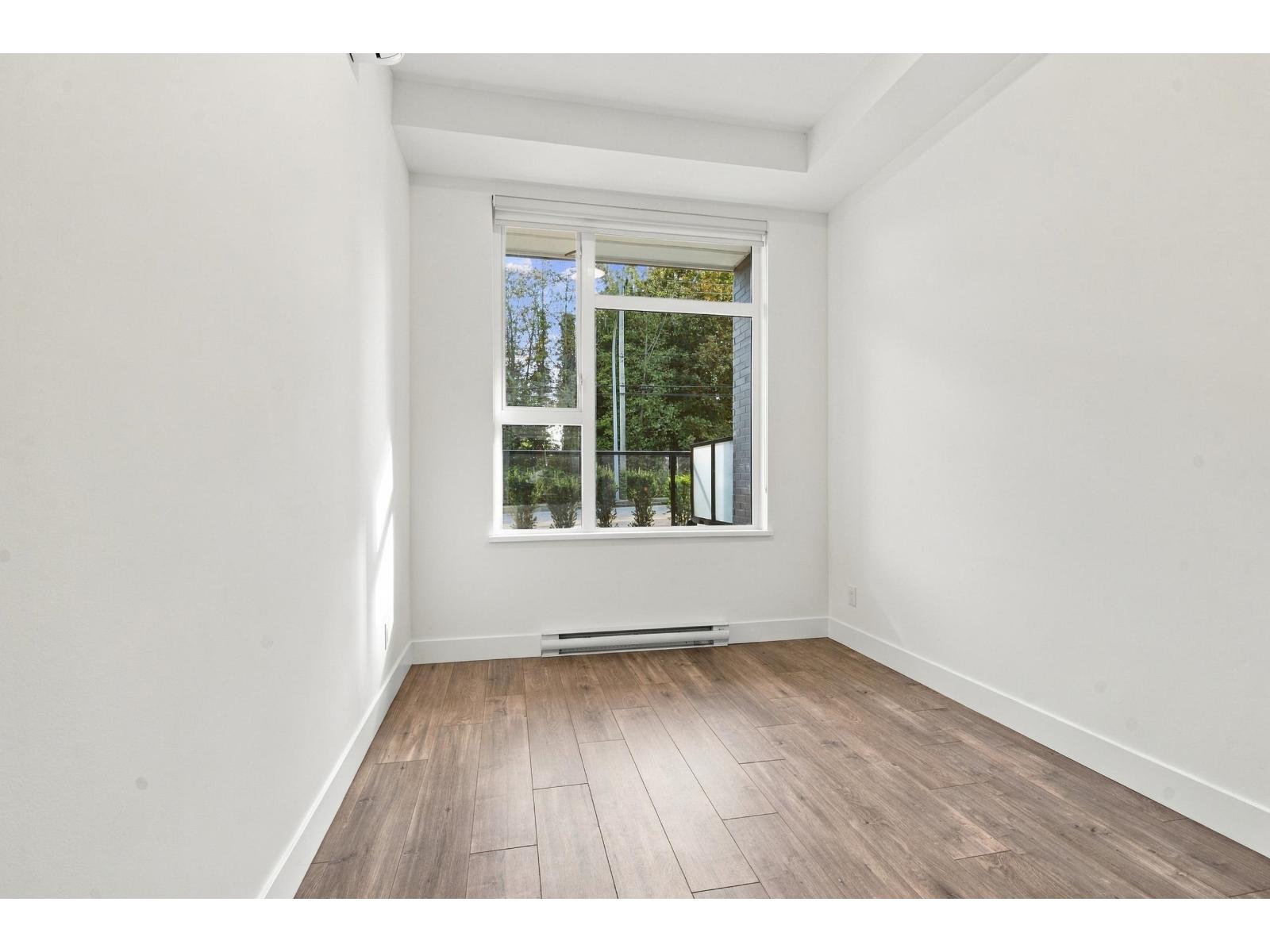 Photo of 106 14398 60 AVENUE 4
