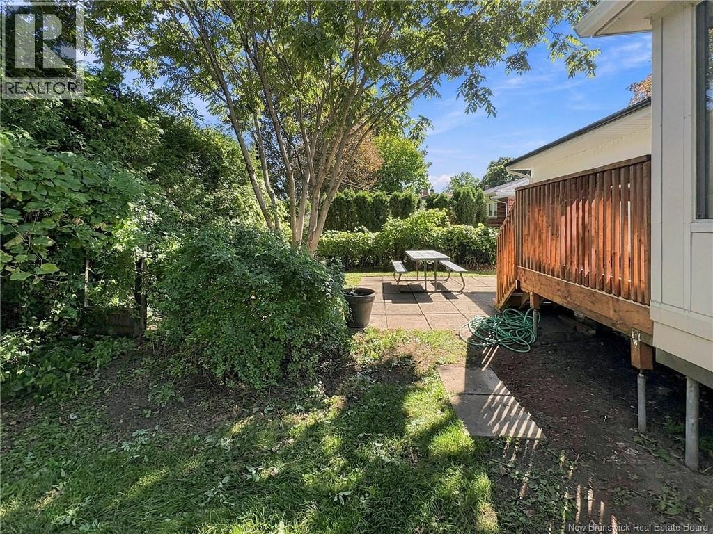 85 Mount Royal Boulevard - Image 36