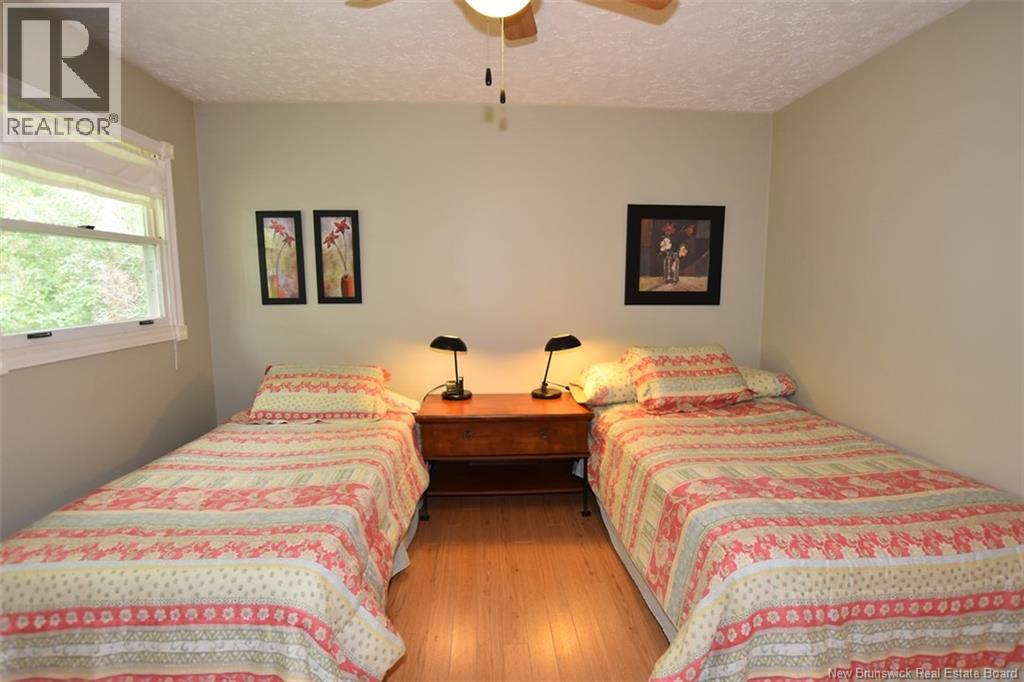 110 Woodbine Lane - 28