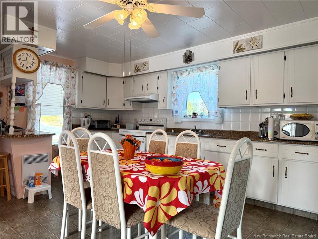 471 2e Sault Road - Image 4