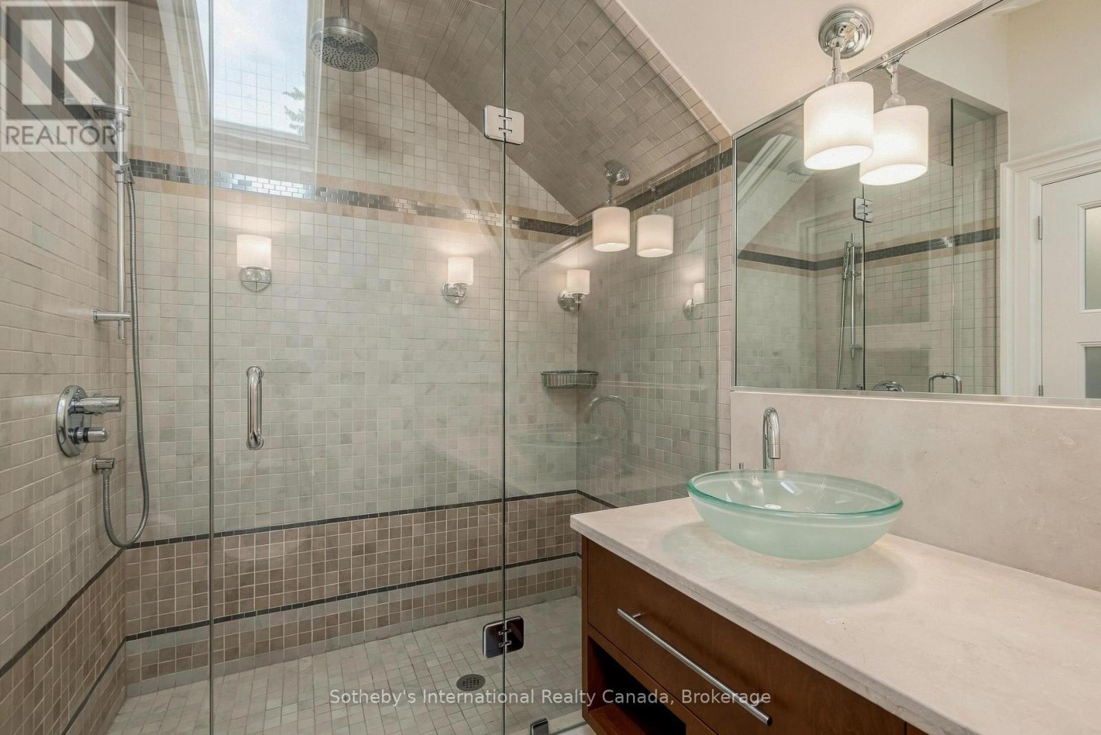 1073 LAKESHORE ROAD E - Image 31