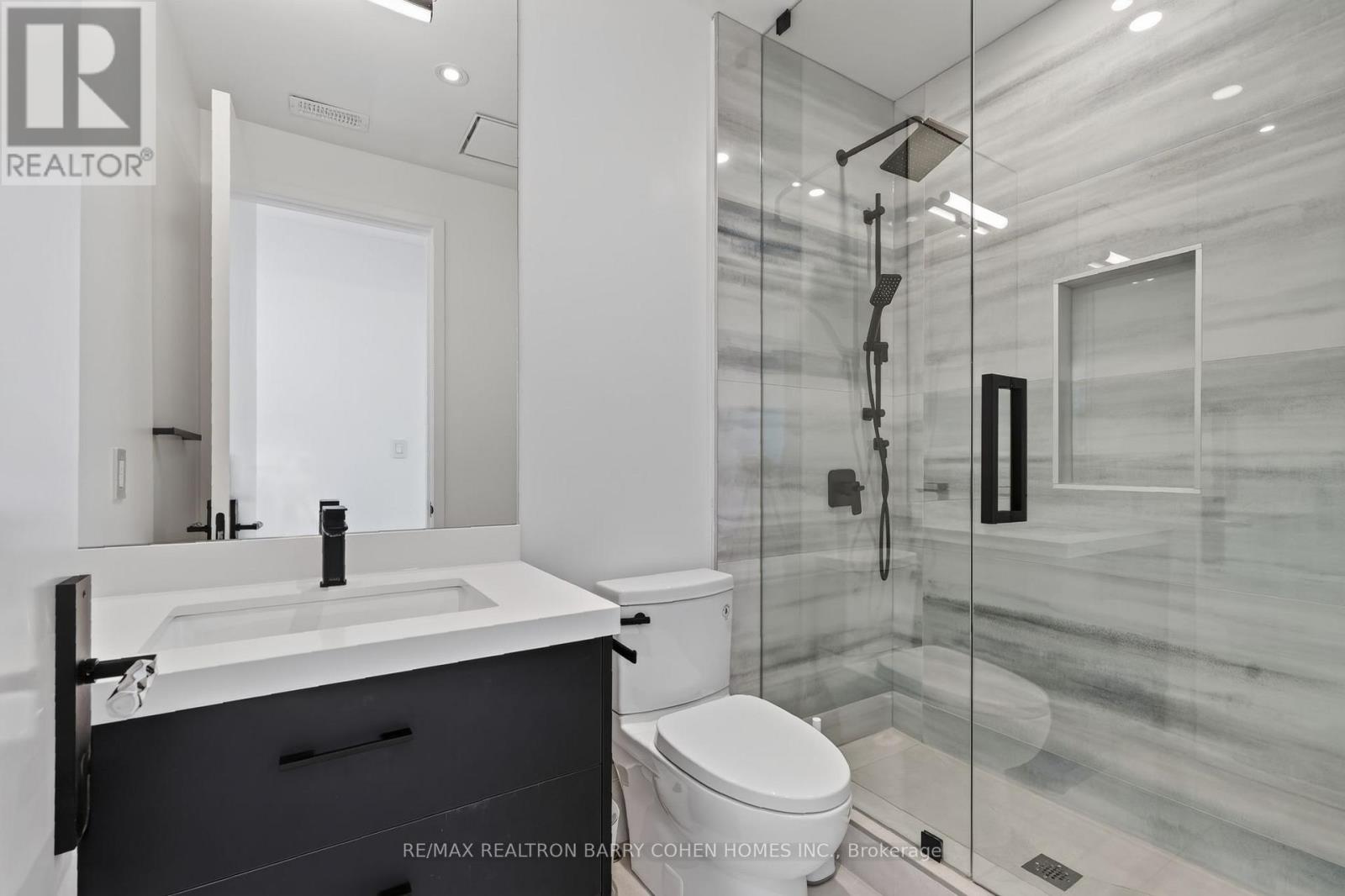 119 GLENGROVE AVENUE W - Image 36