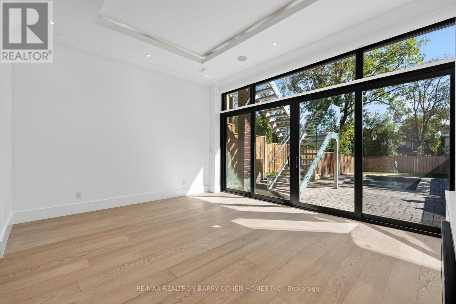 119 GLENGROVE AVENUE W - Image 39