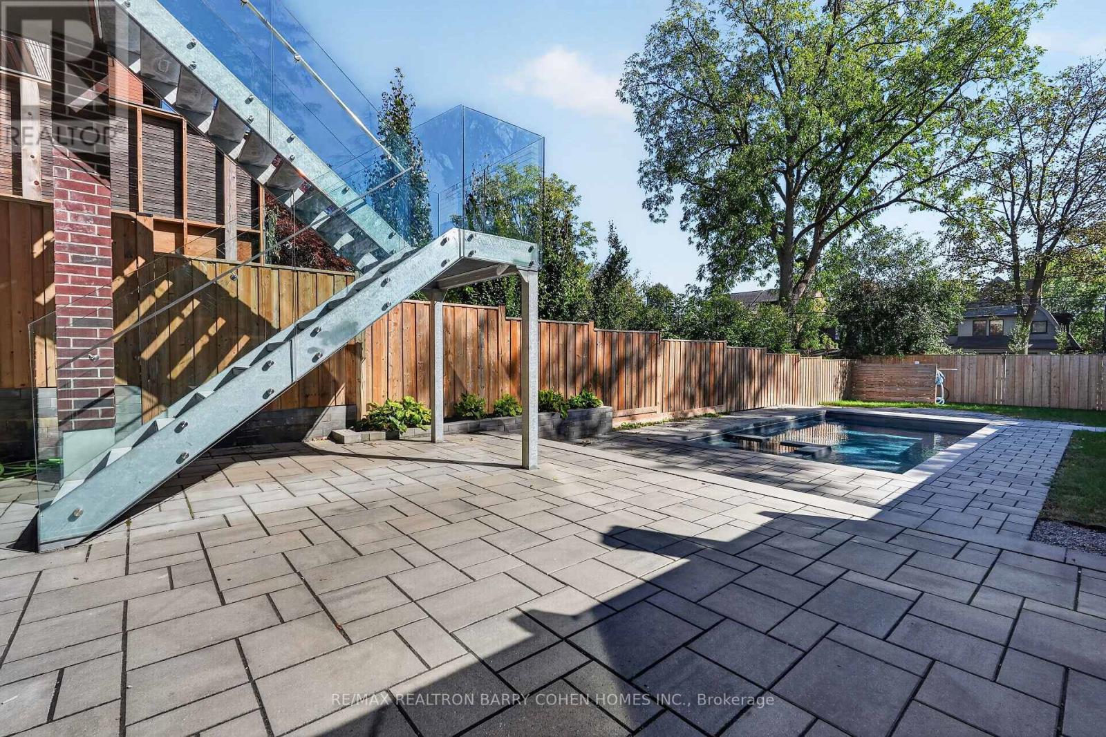 119 GLENGROVE AVENUE W - Image 40