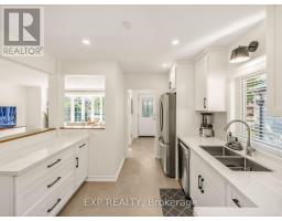 10 Yarn Road, Toronto, ON M9B1H5 Photo 11