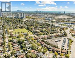 10 Yarn Road, Toronto, ON M9B1H5 Photo 29