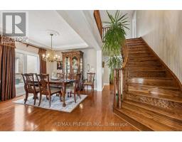 Living room - 16 Rockstep Court, Brampton, ON L6R3H2 Photo 6