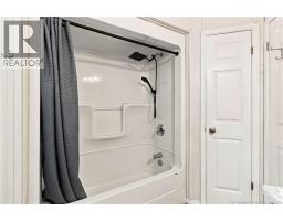 590 Champlain Street, Shediac, NB E4P9C8 Photo 23