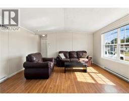 Living room - 590 Champlain Street, Shediac, NB E4P9C8 Photo 6