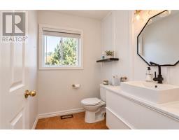 477 Moonrock Ave, Greater Sudbury, ON P3E5Y7 Photo 23