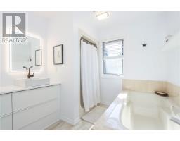 477 Moonrock Ave, Greater Sudbury, ON P3E5Y7 Photo 37