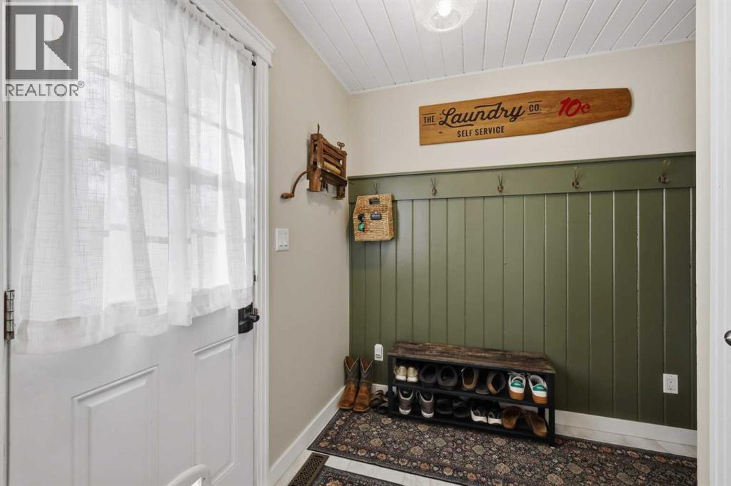 Listing photo – 2211 Westview Crescent, Bowden