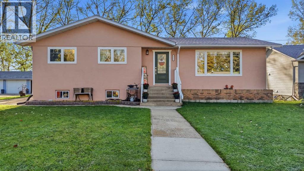 Listing photo – 2211 Westview Crescent, Bowden