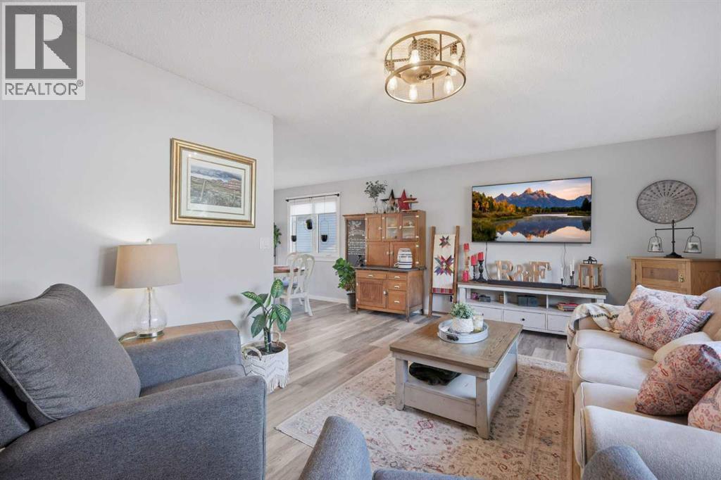 Listing photo – 2211 Westview Crescent, Bowden