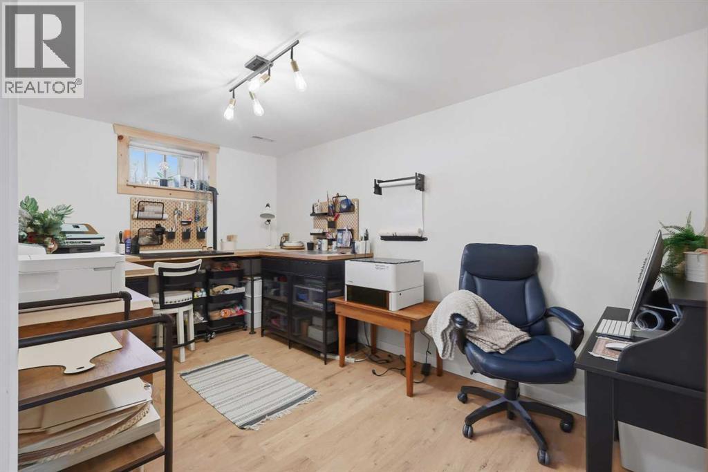 Listing photo – 2211 Westview Crescent, Bowden