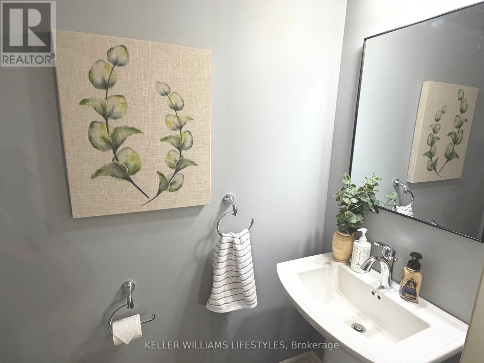#59 1850 BEAVERBROOK AVENUE - 14